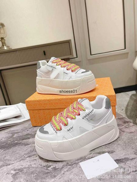 

2023 autumn and winter new thick sole sponge naked wolfe shoes sports shoes round toe lace up bread shoes women's color matching flat b, Black