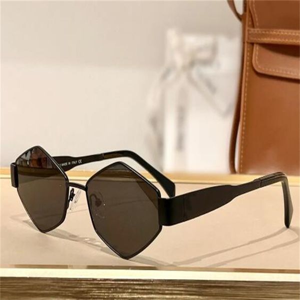 

luxury sunglasses for women and men summer 40306u style anti-ultraviolet retro plate full frame glasees random box, White;black
