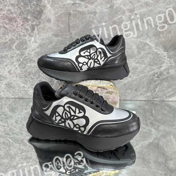 

2023 designer woman's shoe leather lace up mens fashion platform sneakers white black mens womens casual shoes chaussures