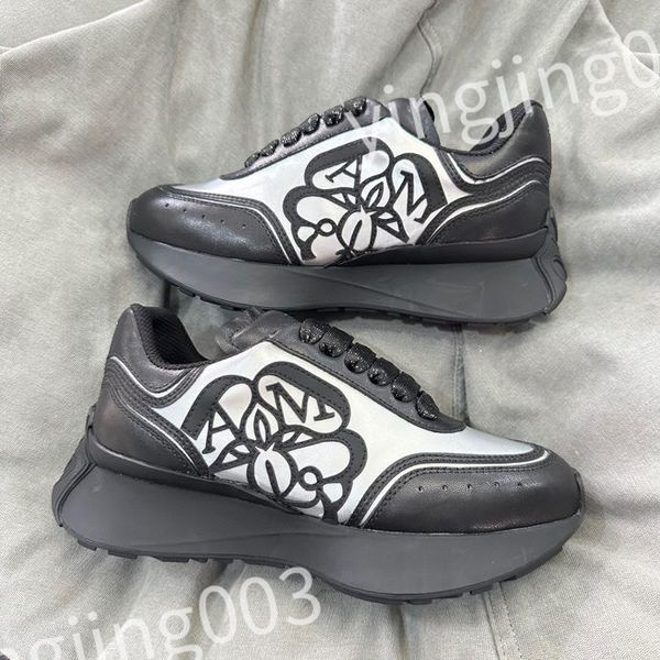 

2023 new designer woman's shoe leather lace up mens fashion platform sneakers white black mens womens casual shoes chaussures