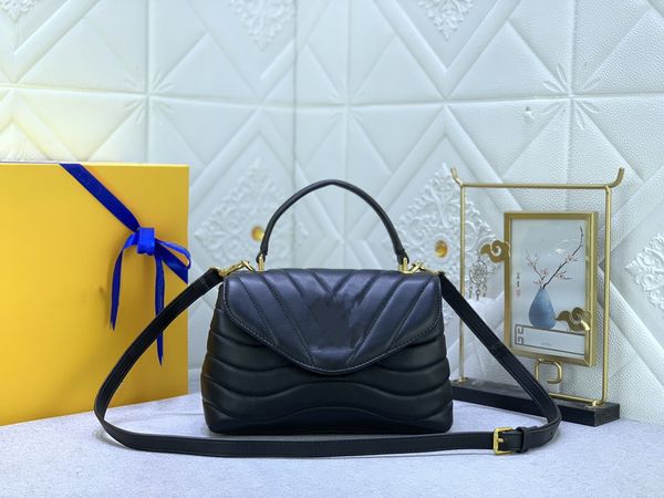 

l designer bag new wave chain hold me shoulder bag luxury cross body hangbags evening clutch purse messenger bags shaped magnetic lock smoot