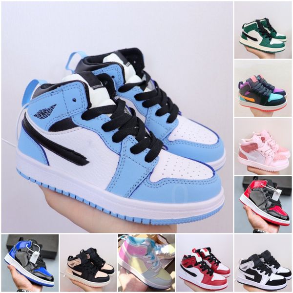 

2023 designer kids basketball shoes boys girls air jordon 1 sports sneakers jumpman 1 outdoor walking shoes chicago bred athletic red univer, Black