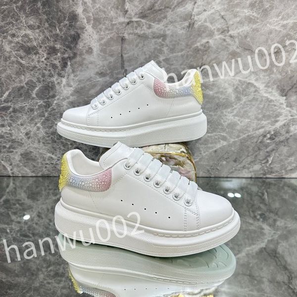 

2023 new men's and women's casual shoes womens travel small white shoes men's basketball training shoes couples same shoes, Black