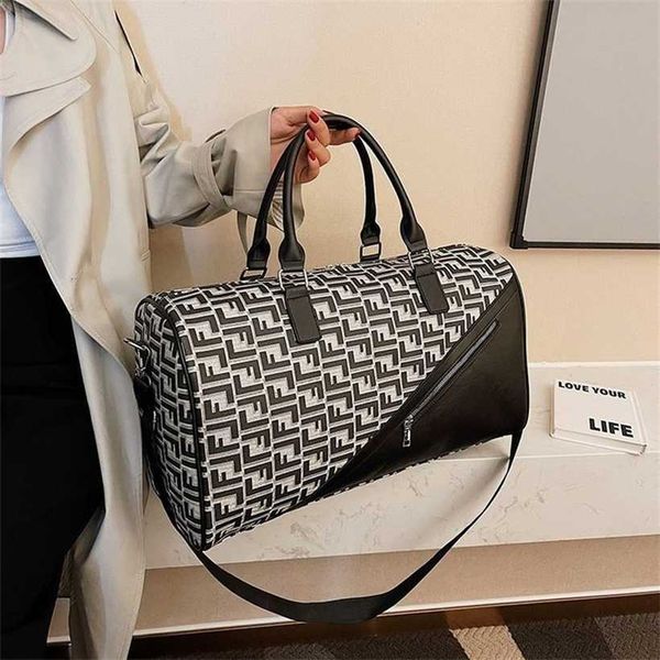 

16% off 2023 fashion handbag new bag business travel simple and atmospheric pu fabric