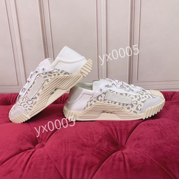 

new fashion designer men shoes glossed-leather loafer black sneakers brushed leather loafers plus platform sneakers casual shoe size