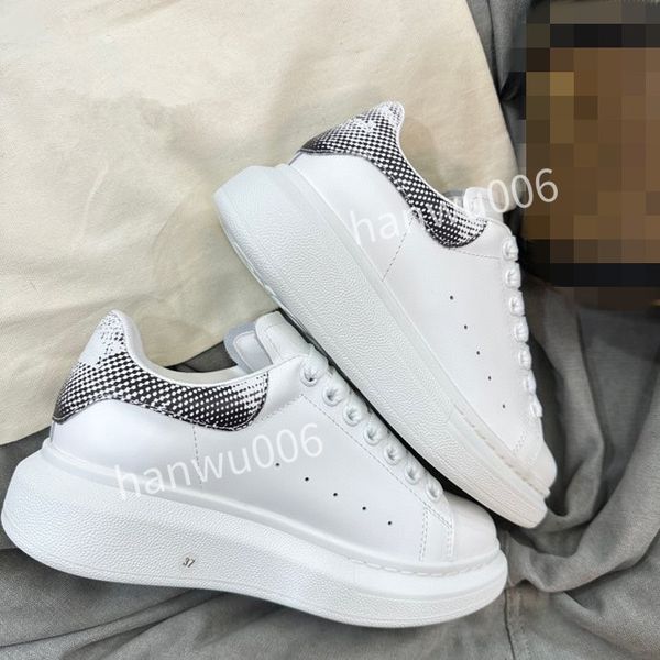 

new women casual shoes sneaker designer running shoes fashion channel sneakers women luxury lace-up sports shoes casual trainers classic sne, Black