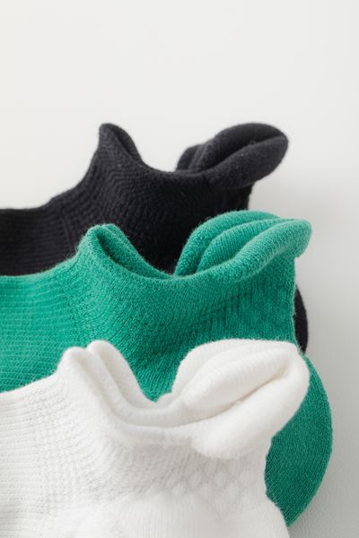 

3 pairs cotton professional athletic sport socks for men anti-slip, Black