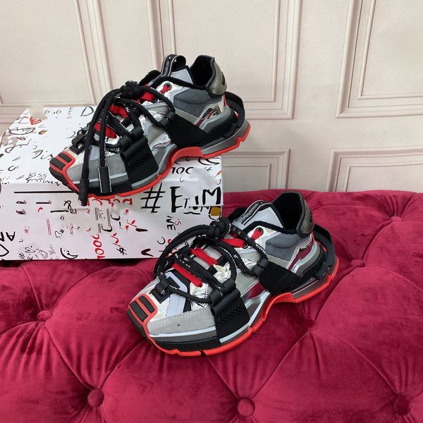 

2023 casual shoes women travel leather sneaker fashion lady flat designer running trainers letters woman shoe platform 0502, Black