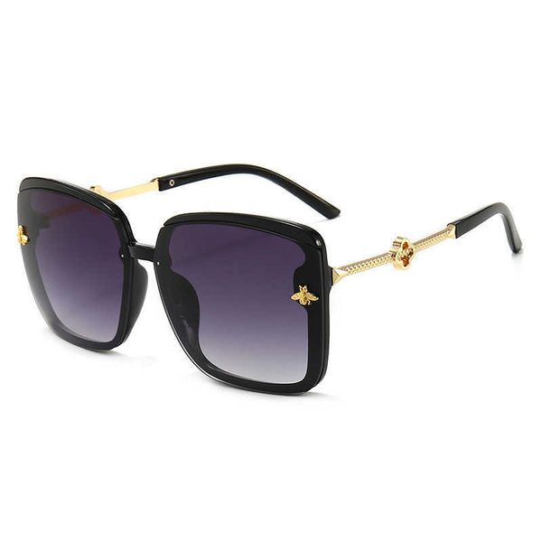 

fashion bee personalized box metal sunglasses versatile square sunglasses female, White;black