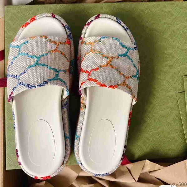 

2023 fashion designer ladies fashion versatile slippers printed luxury lace up flats embroidered platform rubber sandals, Black