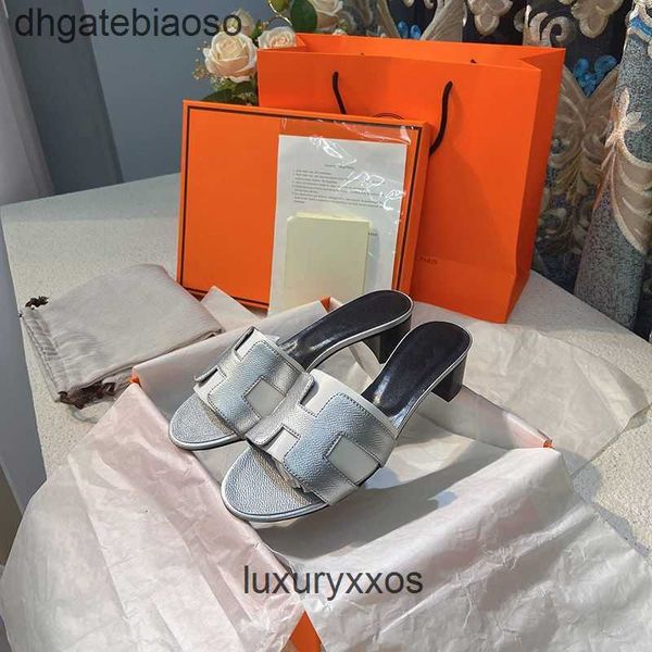 

beach shoe h slipper orans h slippers oasis style 2023 women slide designer same sandal high summer fashion wear leather thick heel g55xoran