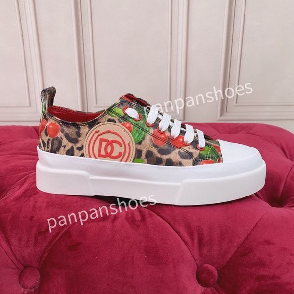 

new fashion brand casual shoes mens womens designer leather lace-up sneakers fashion lady flat running letters shoes platform sneakers2023, Black