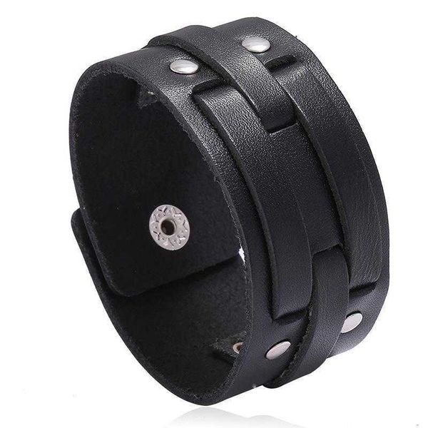 

stable retro cattle leather bracelet simple domineering trendy mens personality ornament, Golden;silver