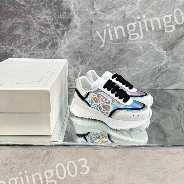 

luxurys designer woman shoe leather lace up men fashion platform sneakers white black mens womens casual shoes chaussures