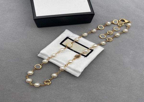 

chic floral letter necklaces designer pearl necklace women flower chain pendant necklaces3857987, Silver