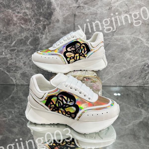 

2023 new r woman's shoe leather lace up men fashion platform sneakers white black mens womens casual shoes chaussures