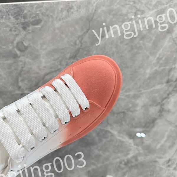 

2023 new r womans shoe leather lace up men fashion platform sneakers white black mens womens casual shoes