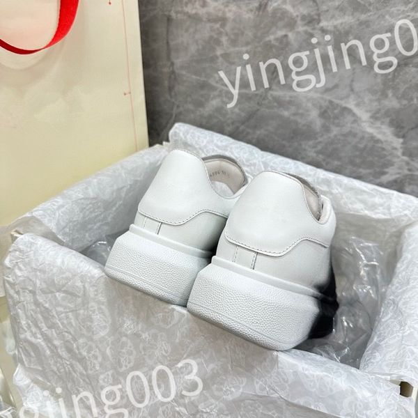 

luxurys designer woman's shoe leather lace up men fashion platform sneakers white black mens womens casual shoes