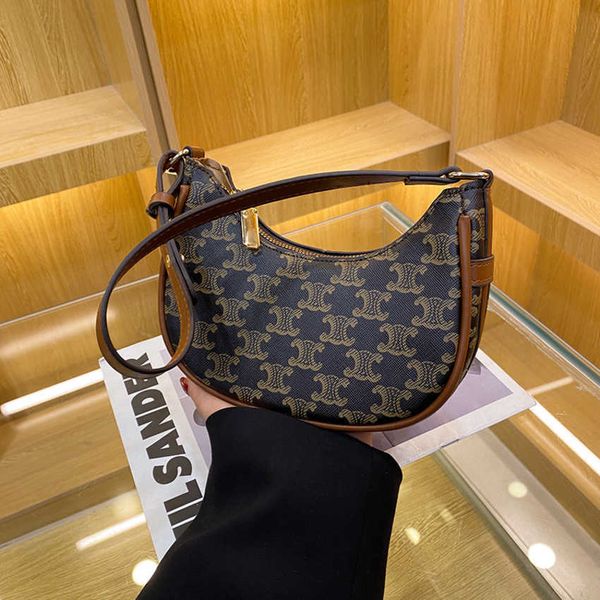 

50% off 2023 handbag new simple fashion letter printing women's shoulder underarm bags