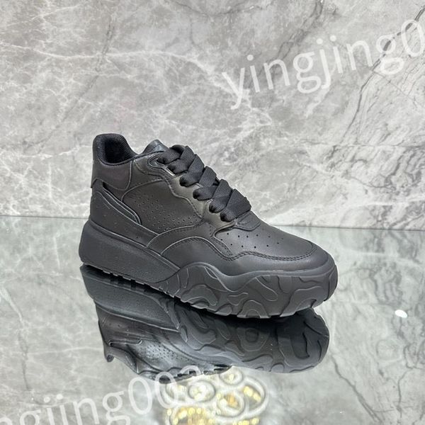 

2023 new designer woman's shoe leather lace up men fashion platform sneakers white black mens womens casual shoes