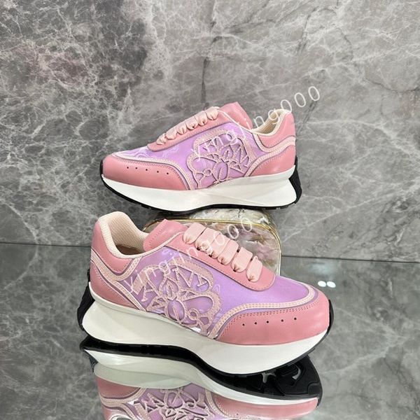 

new designers sneakers camouflage casual shoes stylist men shoes designer checkered studded flats mesh fashion trainers2023, Black