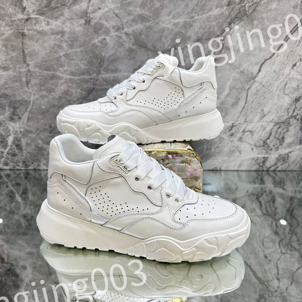 

2023 new designer woman shoe leather lace up men fashion platform sneakers white black mens womens casual shoes