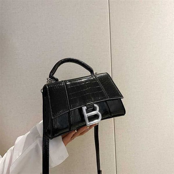 

23% 2023 handbag s women's new letter printing hourglass bag fashion single room diagonal straddle handbag