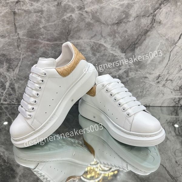 

fashion mens women designer casual shoes classic do-old dirty shoes mid double height bottom trainers leather glitter golden quality2023, Black