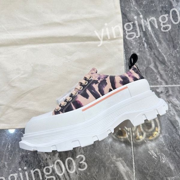 

new luxurys designer womans shoe leather lace up men fashion platform sneakers white black mens womens casual shoes