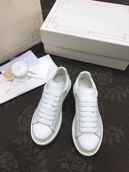 

2023 designer men's shoes sports shoes casual shoes women's travel flat shoes fashion platform leather retro 0426, Black