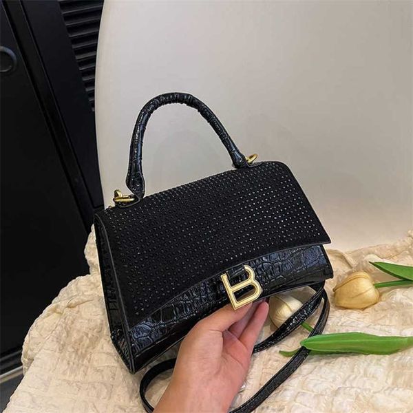 

23% 2023 fashion h high grade portable small square for women in new trendy niche design single shoulder fashionable and versatile western-s