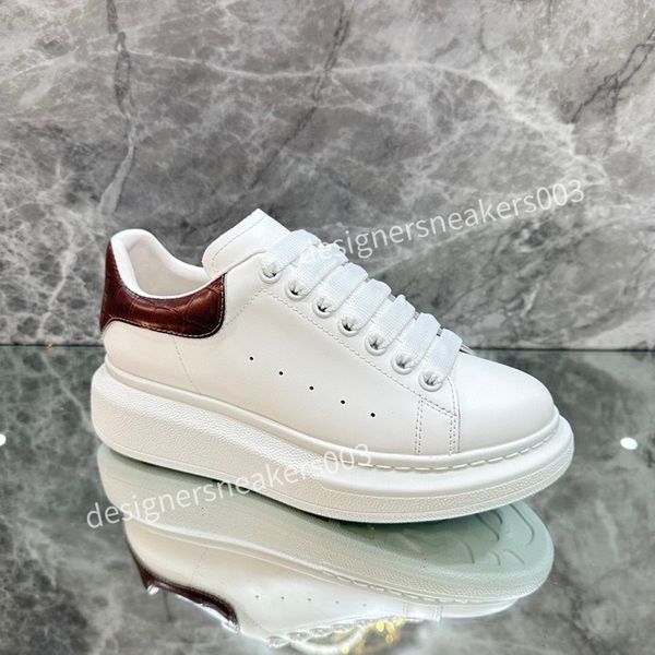 

new brand fashion women designer casual shoes classic do-old dirty shoes mid double height bottom trainers leather glitter golden quality202, Black