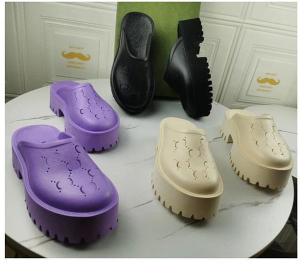 

2023 brand perforated slippers men women platform designer sandals wedge rubber cut-out slide transparent materials fashion beach flats shoe, Black