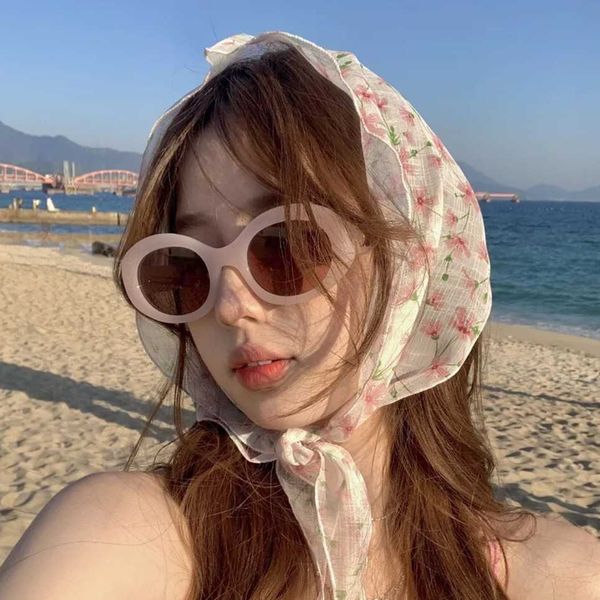 

frames korean new sweet girl concave shape oval jelly powder sunglasses spring and summer travel sunshade anti uv sunglasses, White;black