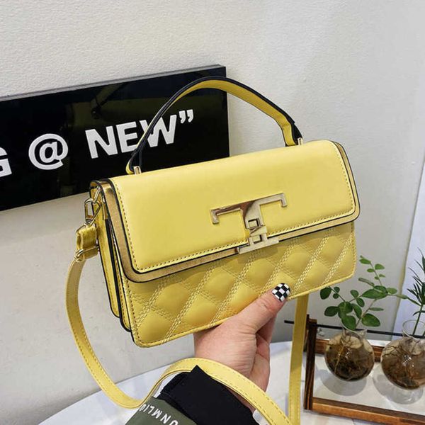 

27% off 2023 fashion single shoulder for women in fashionable and textured small square factory trendy with crossbody large capacity diamond