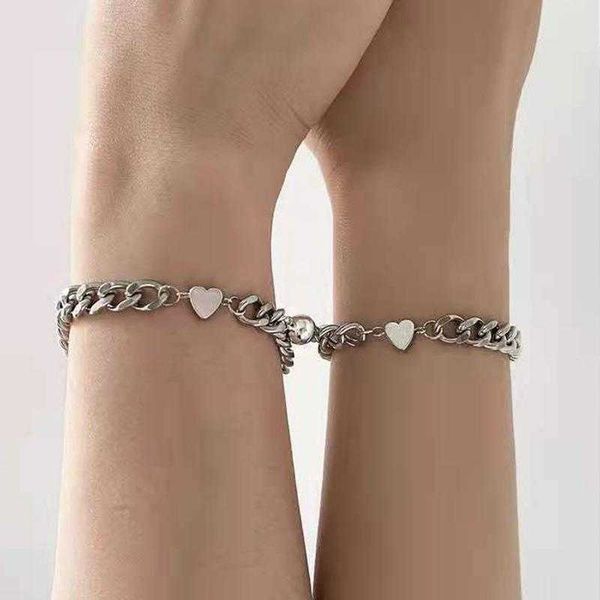 

couple bracelet link alloy magnet suction a pair of chain heart, Black