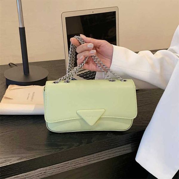

23% 2023 fashion hand high niche new women's summer popular crossbody one shoulder underarm chain small square bag