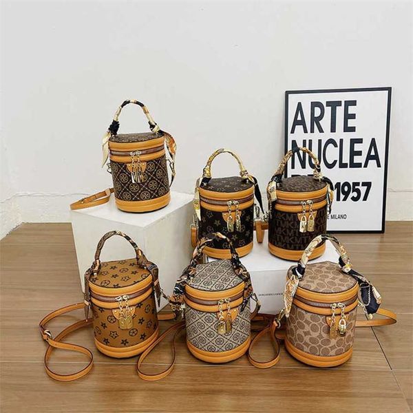 

19% off 2023 handbag silk scarf handheld wealth box new fashion bucket crossbody bag bags live broadcast