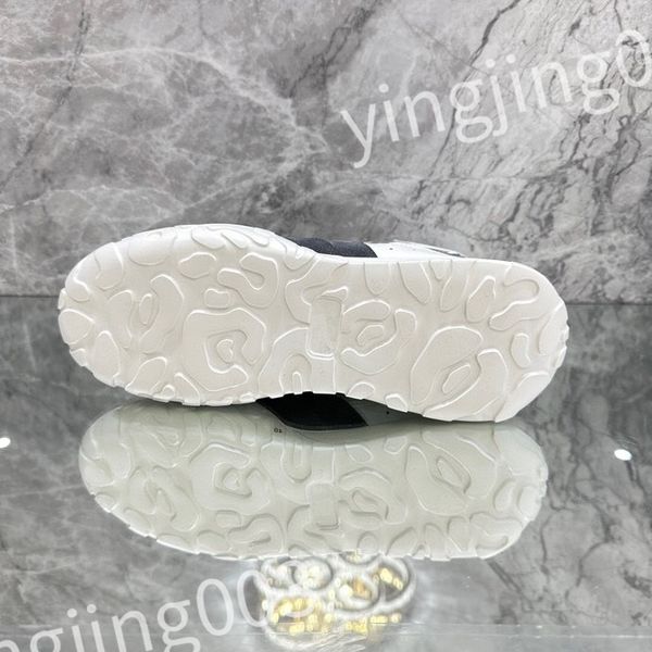 

2023 luxurys designer woman shoe leather lace up men fashion platform sneakers white black mens womens casual shoes