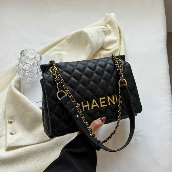 

50% off 2023 handbag fashion letter new autumn/winter simple casual one shoulder crossbody super fire texture large capacity bag for women
