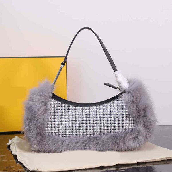 

shoulder bags plush underarm bag women baguette designer fur armpit bag handbag classic pattern handbag womens handbags 220902