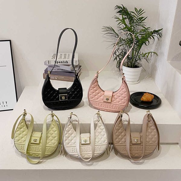 

50% off 2023 fashion handbag new s lingge embroidered thread underarm women's simple solid sweet shoulder small letter crossbody bag