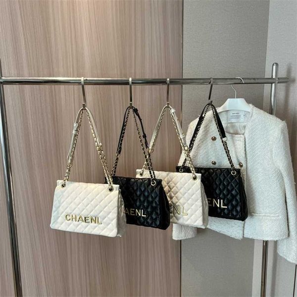 

50% off 2023 handbag new fashion lingge chain embroidered thread letter simple texture single shoulder crossbody handheld women's bag