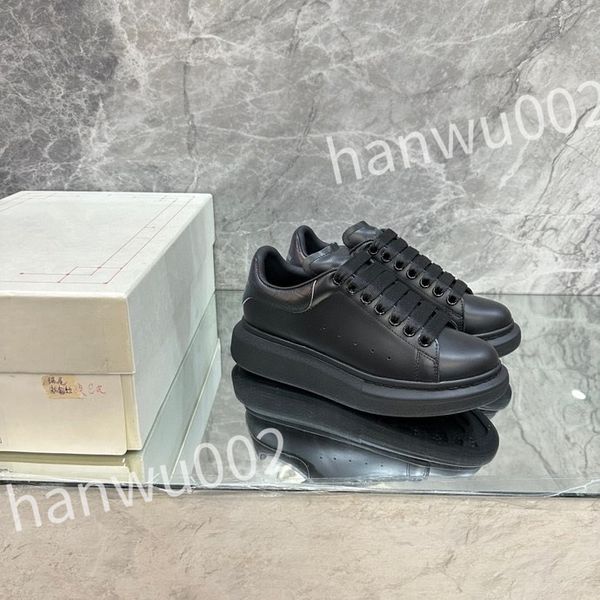 

2023 men shoes office sneakers mens flats designer man running outdoor sports design lady sneaker platform, Black