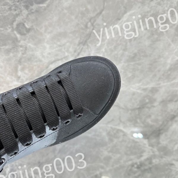 

new luxury designer woman's shoe leather lace up men fashion platform sneakers white black mens womens casual shoes