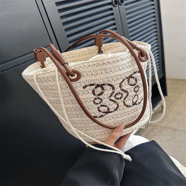 

23% 2023 fashion handbag new leisure texture urban minimalist design small pocket mobile phone oblique straddle women's bag