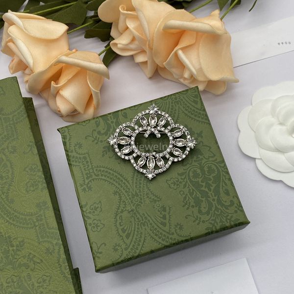 

2023 designer jewelry grand designer pins grooches rhinestone grooch jewelry luxury goods gs1y, Silver