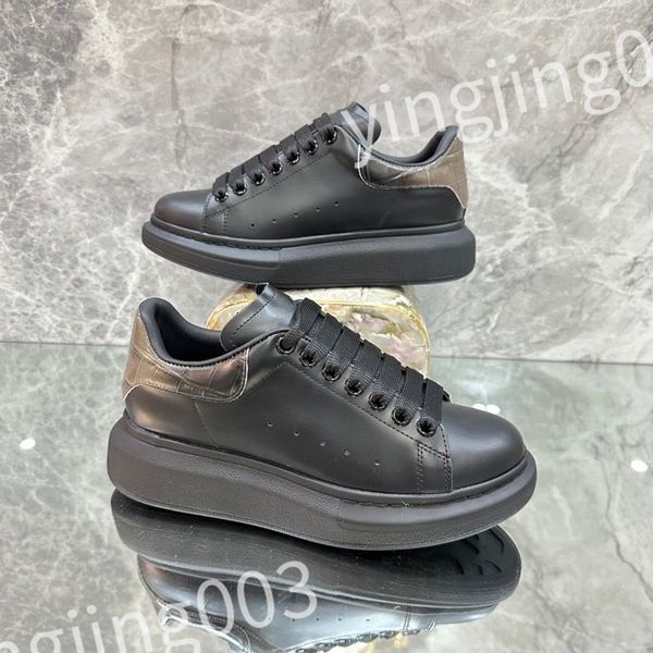 

2023 new luxurys mens womens fashion casual shoes loafers designer classic rubber platform leisure comfort four seasons shoes, Black