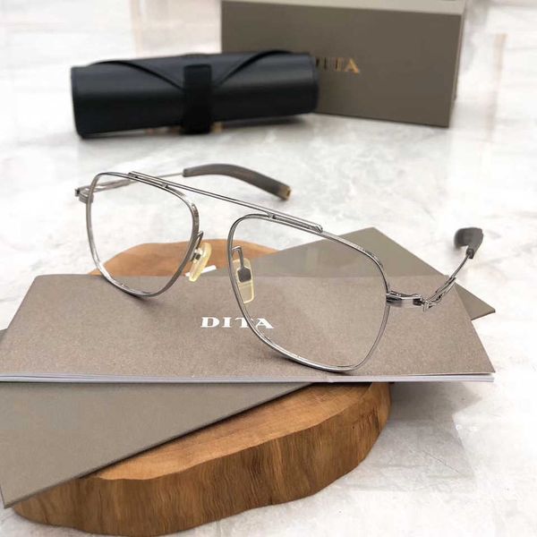 

original wholesale designer sunglasses for sale mens glasses tita frame titanium dlx105 can be equipped with a height number of artistic lar, White;black