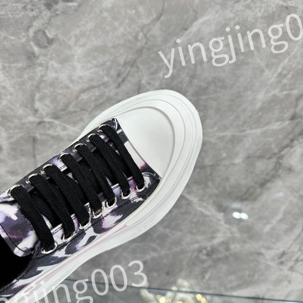 

2023 new r woman's shoe leather lace up mens fashion platform sneakers white black mens womens casual shoes